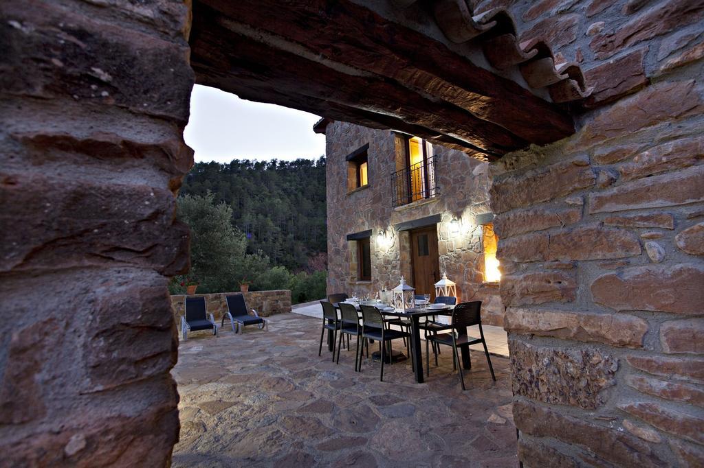 Masia Ca L'Anima Hotel La Baronia de Rialb Exterior photo